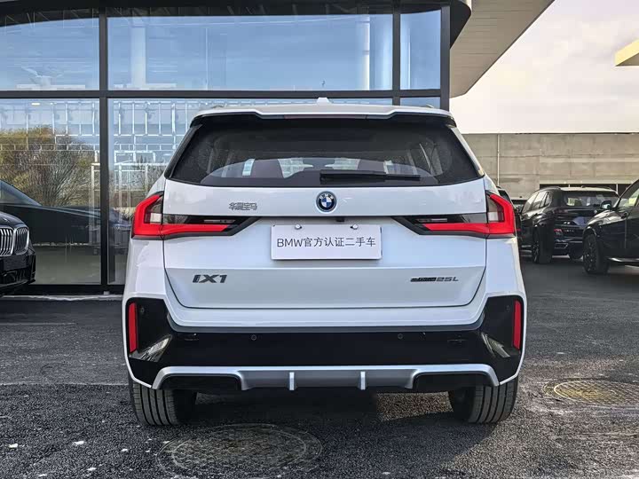 Фото 5 - BMW iX1