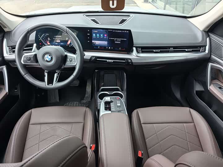 Фото 7 - BMW iX1