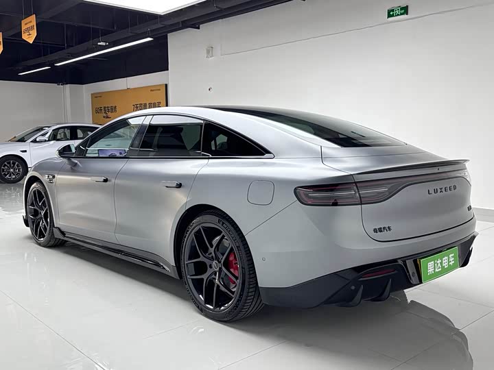 Фото 6 - Luxeed S7