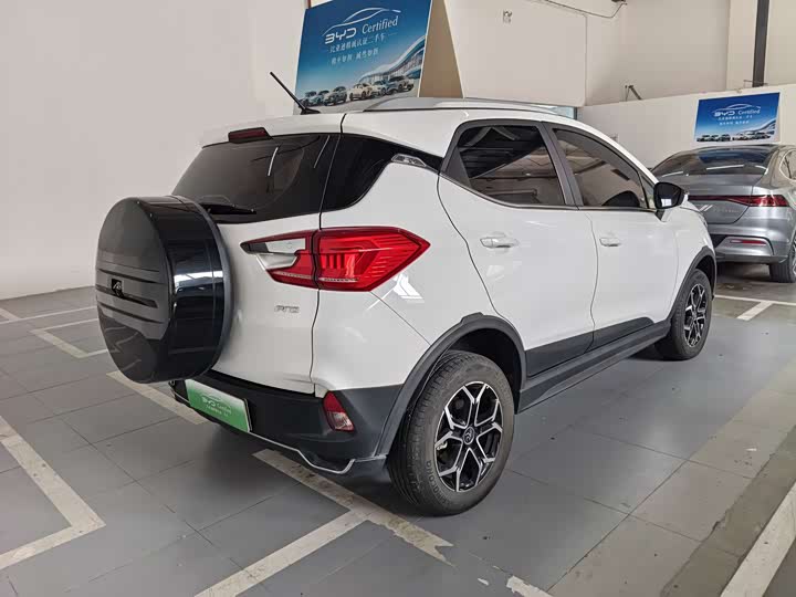 Фото 5 - BYD Yuan Pro