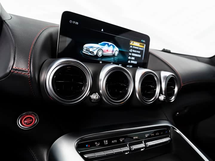 Photo 6 - Mercedes-Benz AMG GT