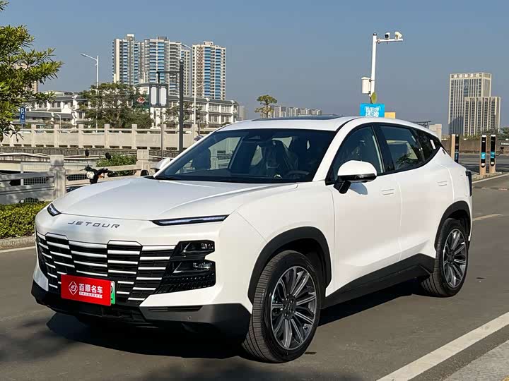 Photo 1 - Jetour Dashing Hybrid