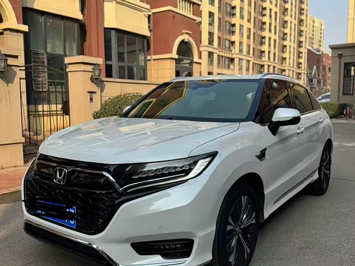 Фото 1 - Honda UR-V