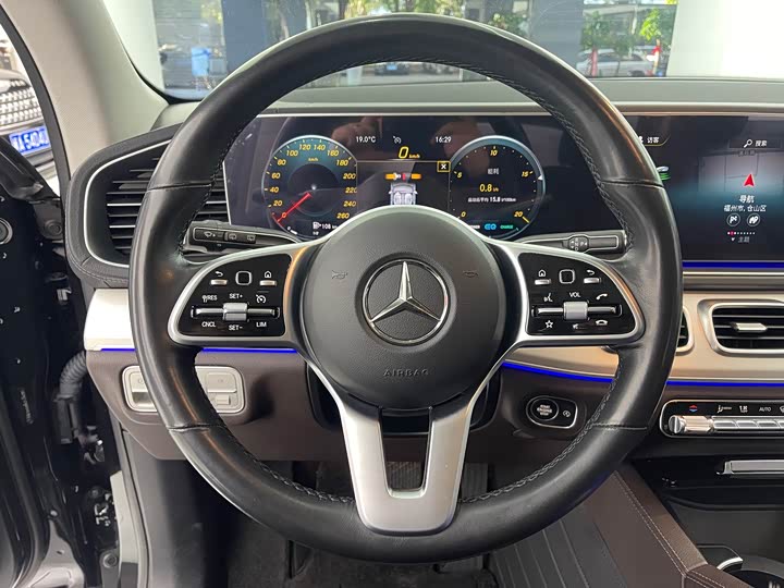 Фото 7 - Mercedes-Benz GLE-Class