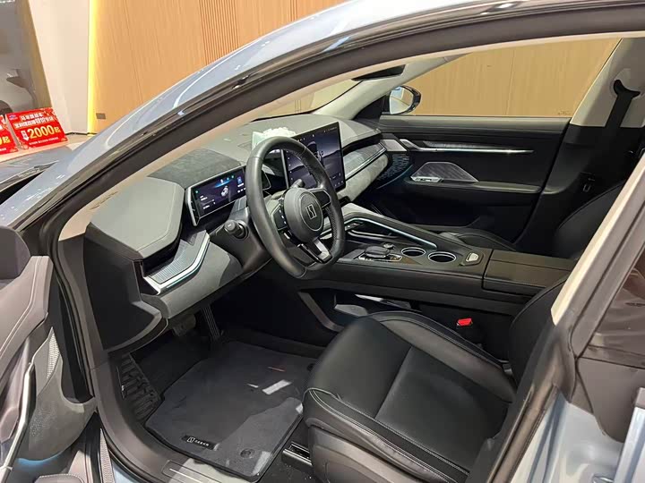 Фото 6 - Zeekr 001