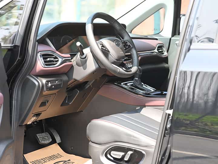 Фото 4 - GAC Trumpchi M6