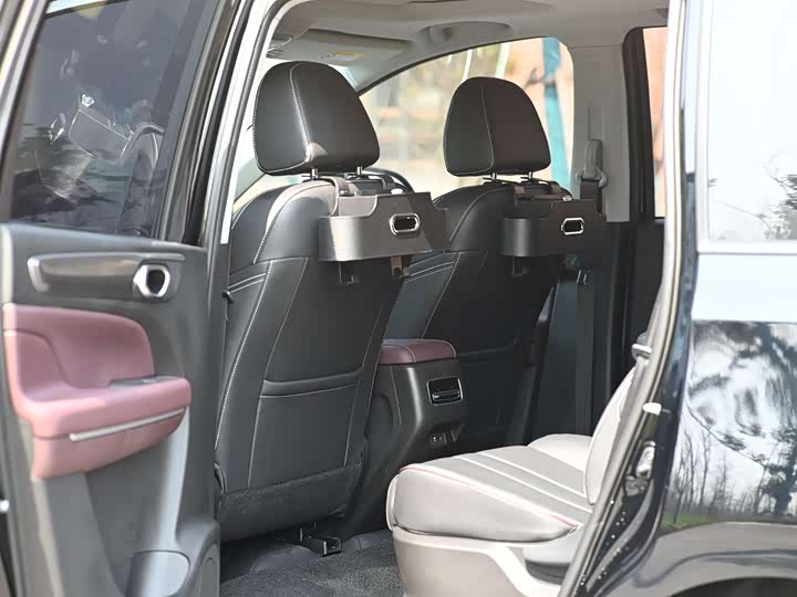 Фото 5 - GAC Trumpchi M6