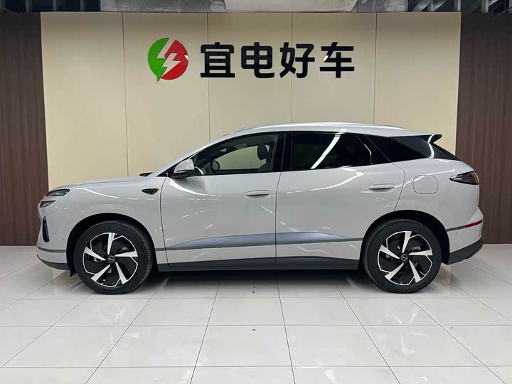 Фото 3 - BYD Sea Lion 06 Hybrid/EV