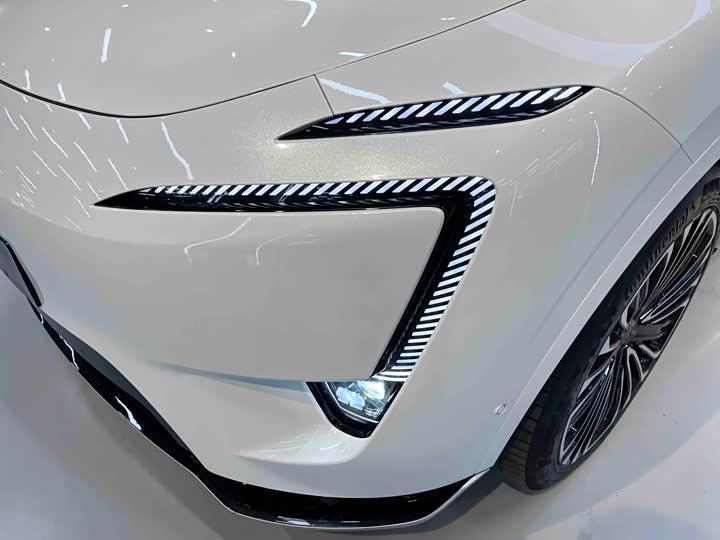 Фото 4 - Avatr 11