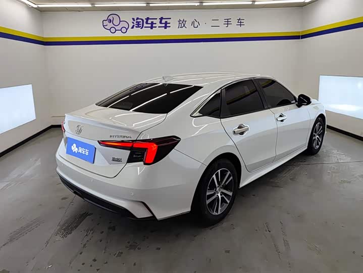 Фото 3 - Honda Integra