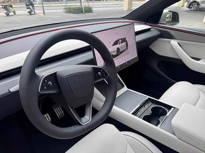 Фото 5 - Tesla Model Y