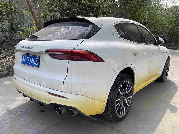 Фото 8 - Maserati Grecale