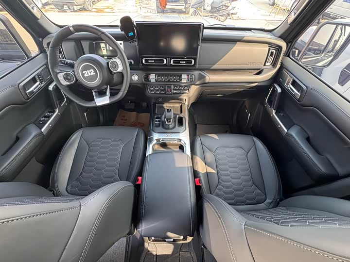 Фото 8 - BAW 212 T01