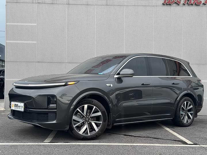 Фото 1 - LiXiang L8