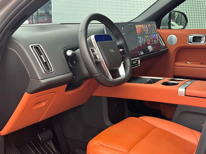 Фото 8 - LiXiang L8