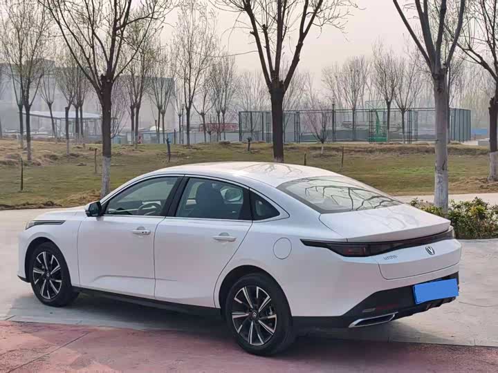 Фото 4 - Changan Eado Plus