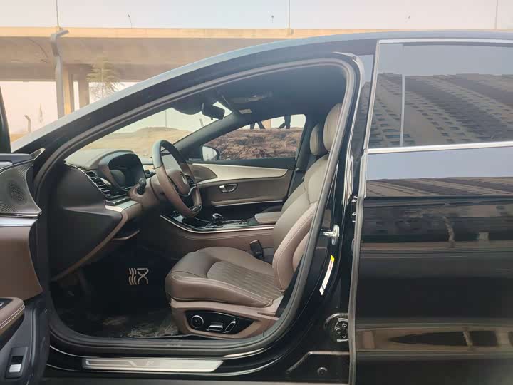 Фото 8 - BYD Han