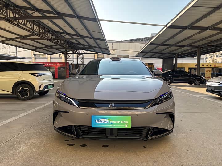 Фото 2 - BYD Han