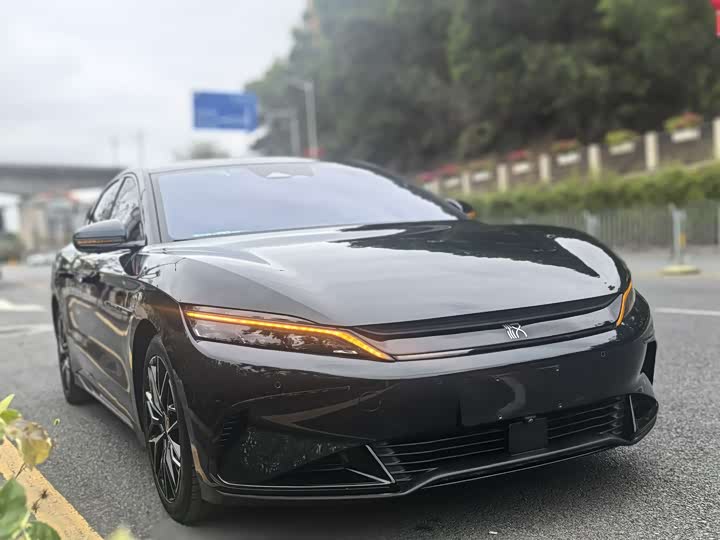 Фото 3 - BYD Han