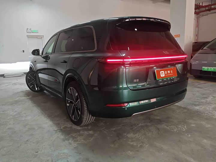 Фото 8 - LiXiang L9