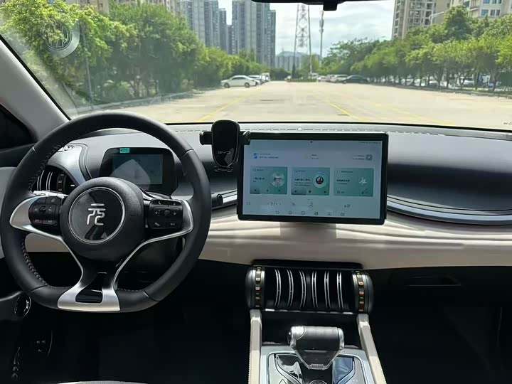 Фото 5 - BYD Yuan Plus