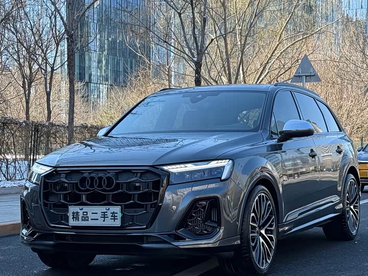 Фото 1 - Audi SQ7