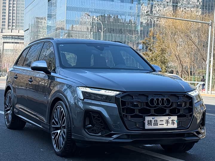 Фото 3 - Audi SQ7