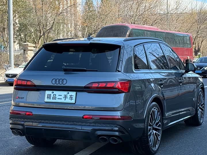 Фото 6 - Audi SQ7