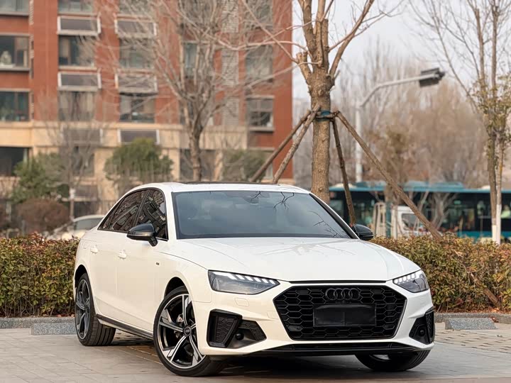 Фото 3 - Audi A4L