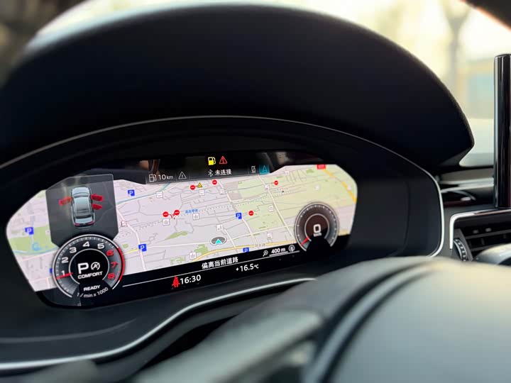 Фото 6 - Audi A4L