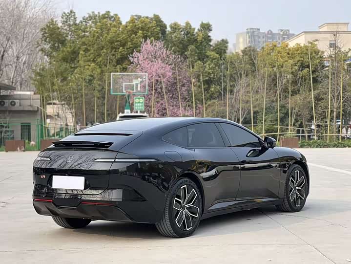 Фото 7 - Avatr 12