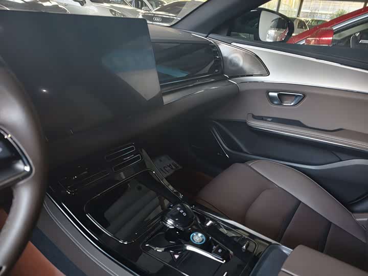 Фото 4 - BYD Han