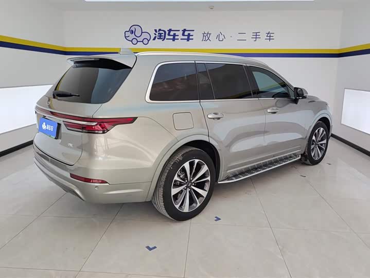 Фото 3 - LiXiang One