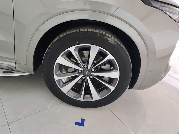 Фото 6 - LiXiang One