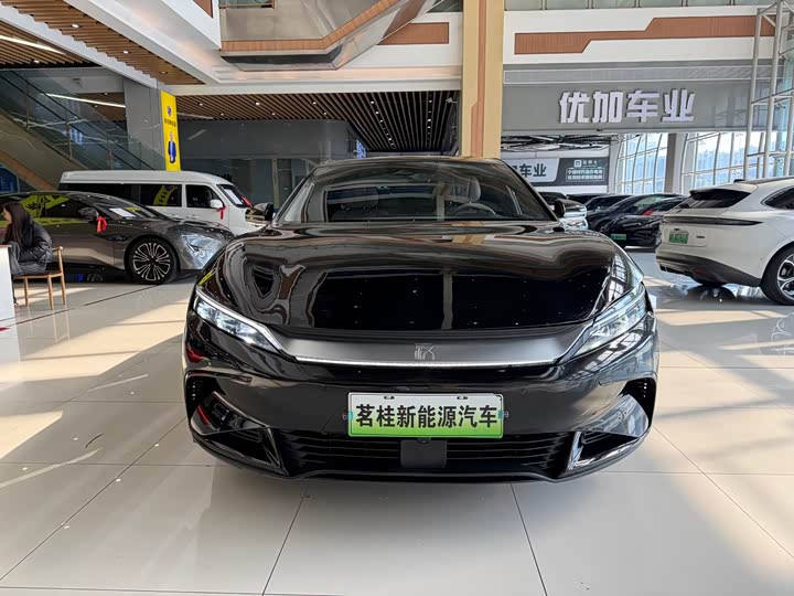 Фото 2 - BYD Han