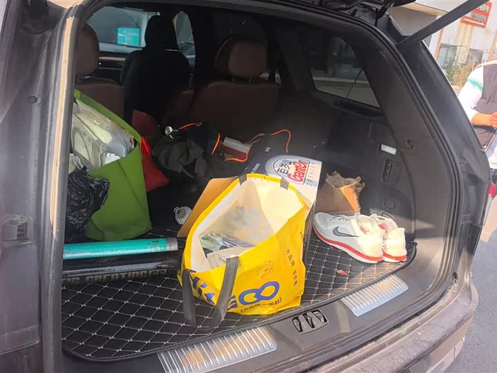 Фото 4 - Lincoln Aviator