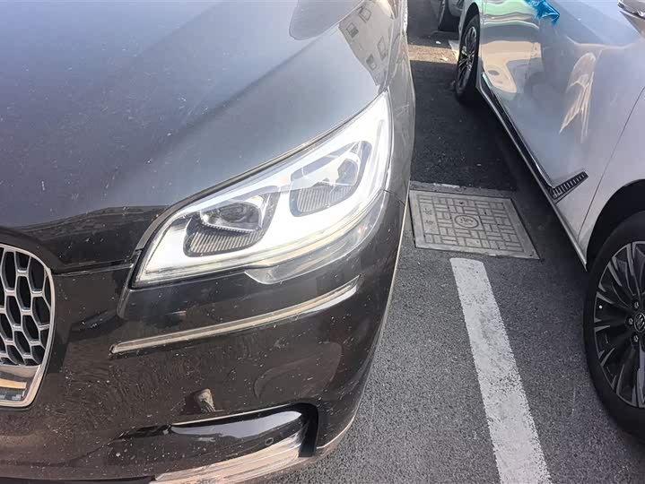 Фото 5 - Lincoln Aviator