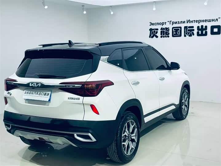 Фото 4 - Kia KX3