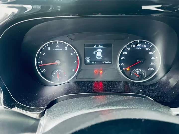 Фото 9 - Kia KX3