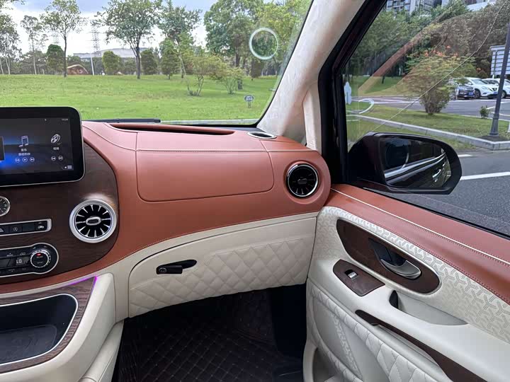 Фото 6 - Mercedes-Benz Vito