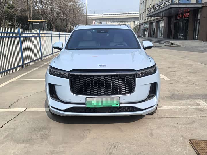 Фото 2 - LiXiang One