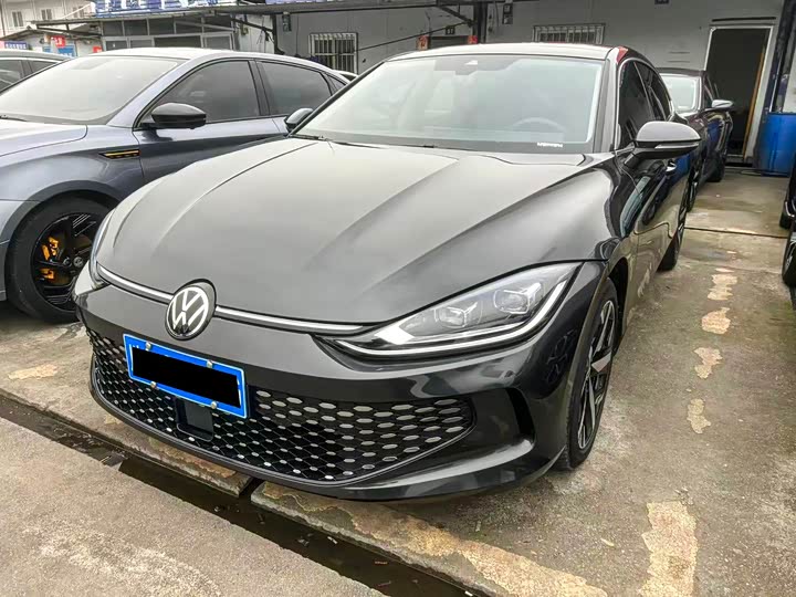 Photo 1 - Volkswagen Lamando L