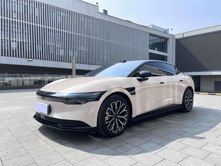 Фото 1 - Zeekr 007