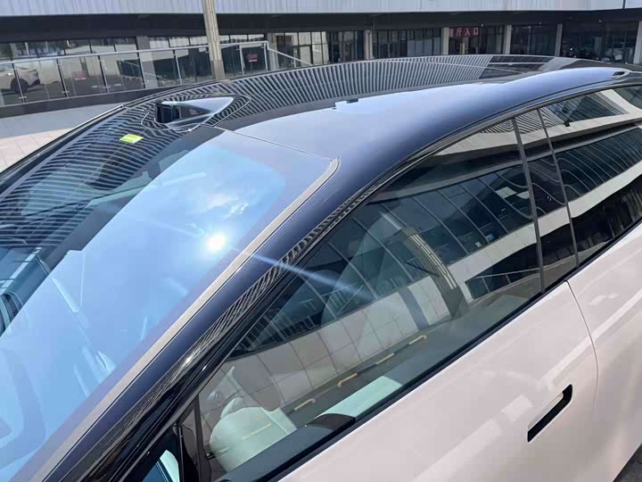 Фото 7 - Zeekr 007