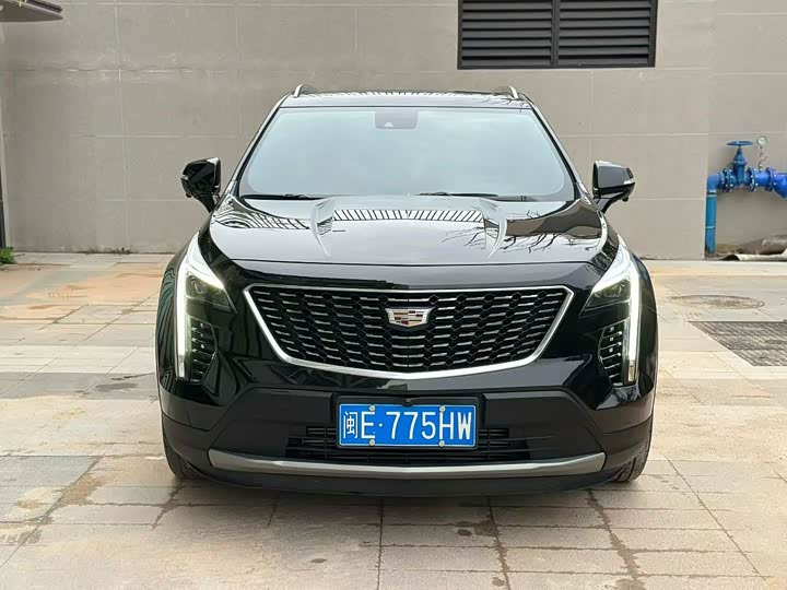 Фото 2 - Cadillac XT4