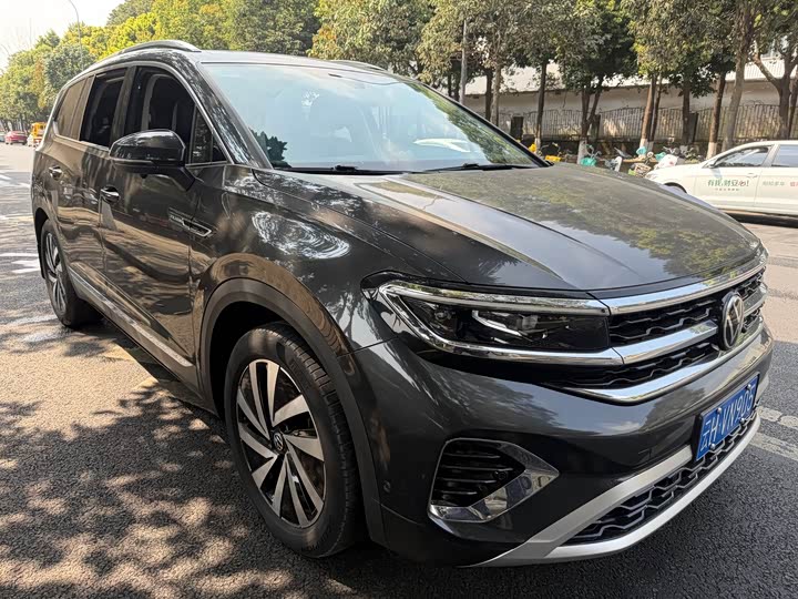 Фото 3 - Volkswagen Talagon