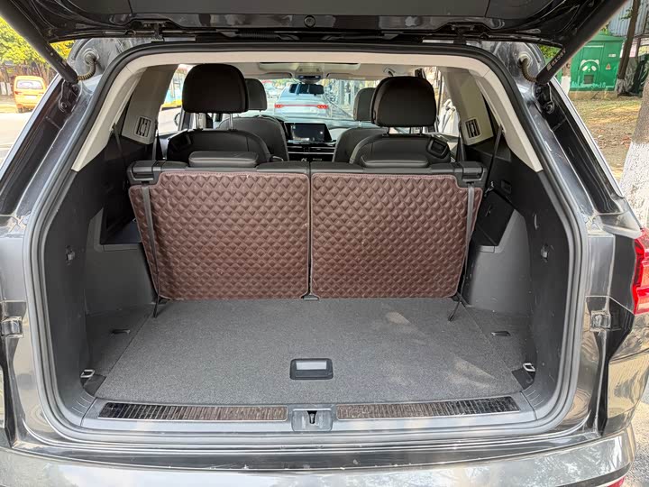 Фото 9 - Volkswagen Talagon