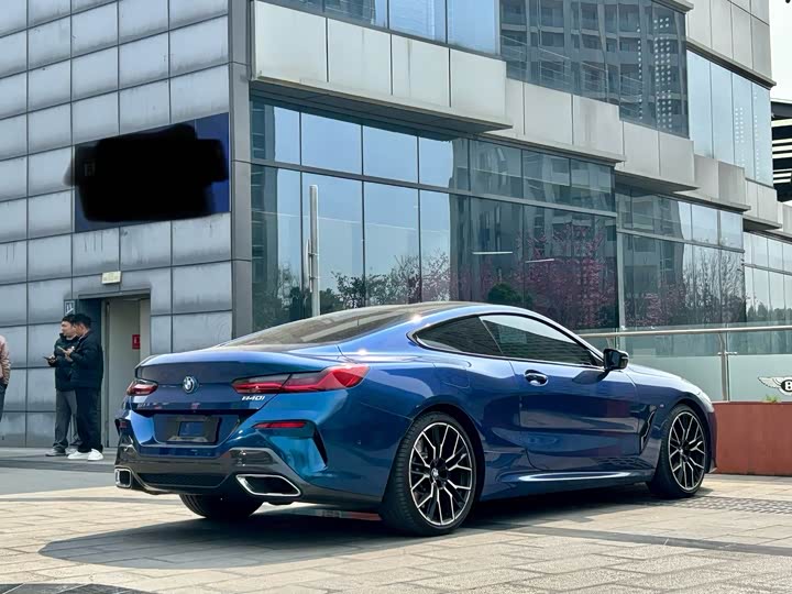 Фото 7 - BMW 8 Series