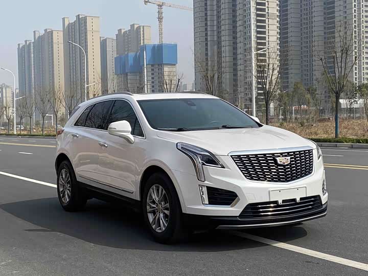 Фото 3 - Cadillac XT5