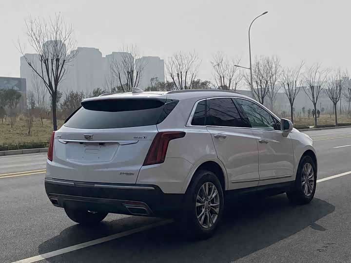 Фото 7 - Cadillac XT5